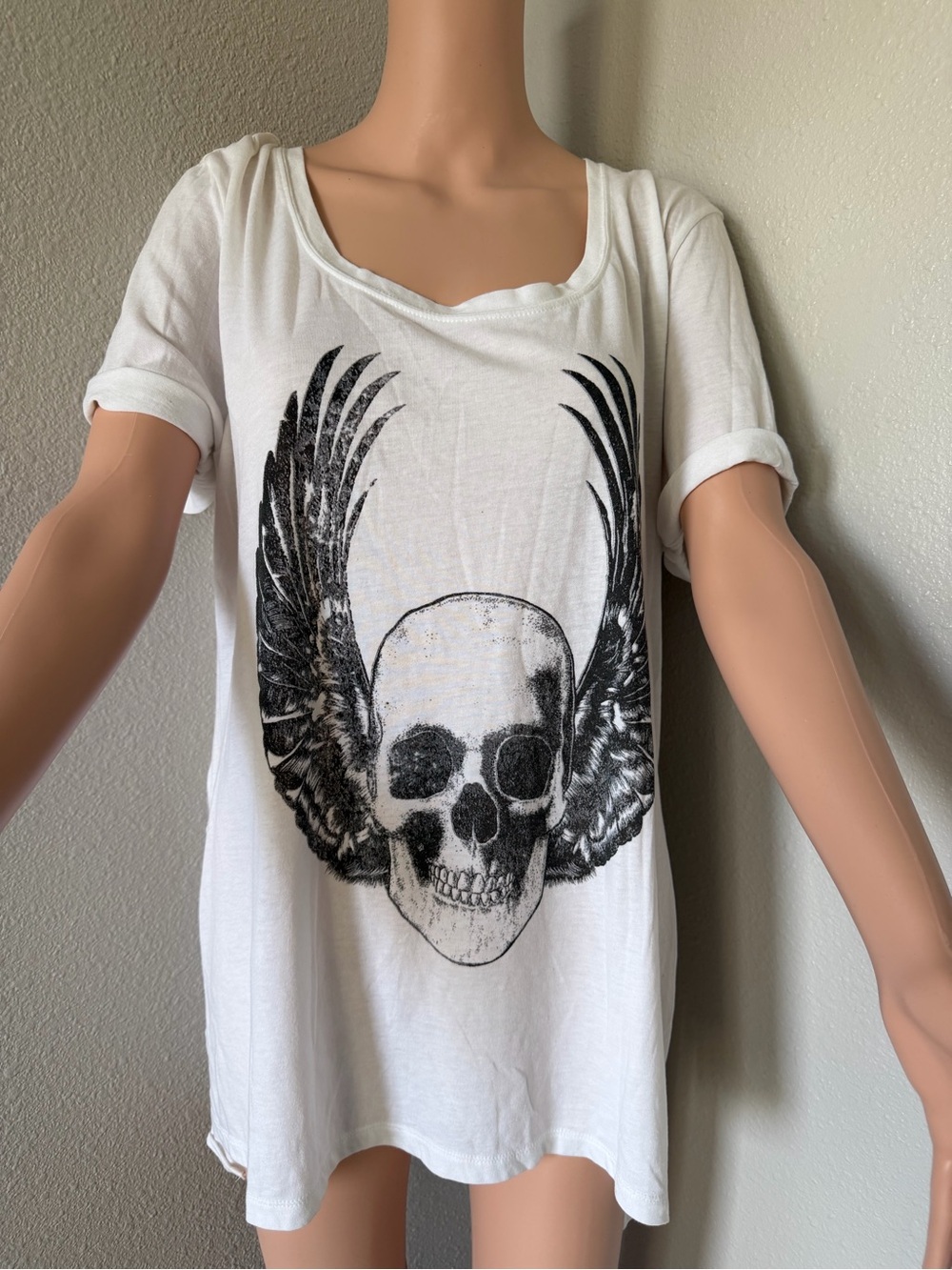 Torrid White Tee with Black Skull & Wing Graphic